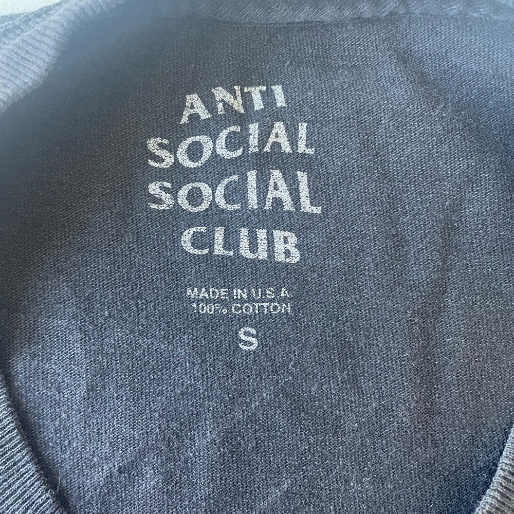 TSHIRT - Picture 2 of 3